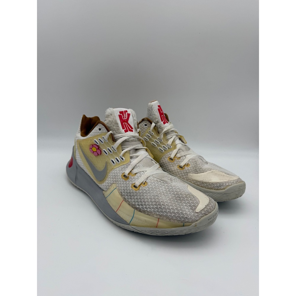 Nike Kyrie 2 low Sandy Cheeks Spongebob White Grey CJ6953-100 Mens 16